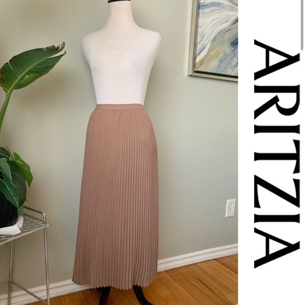 Aritzia Babaton Pleated Jude Skirt Blush/Pink XS